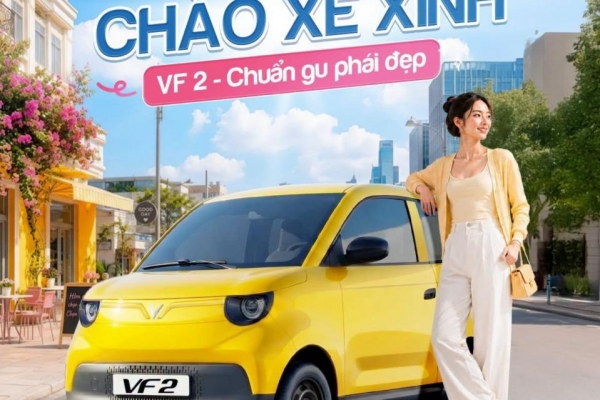 Nắng thì làm trôi lớp makeup, mưa thì làm ướt bộ váy mới diện, còn chiếc mũ bảo hiểm lại khiến mái tóc xinh xẹp lép sau mỗi chuyến đi.